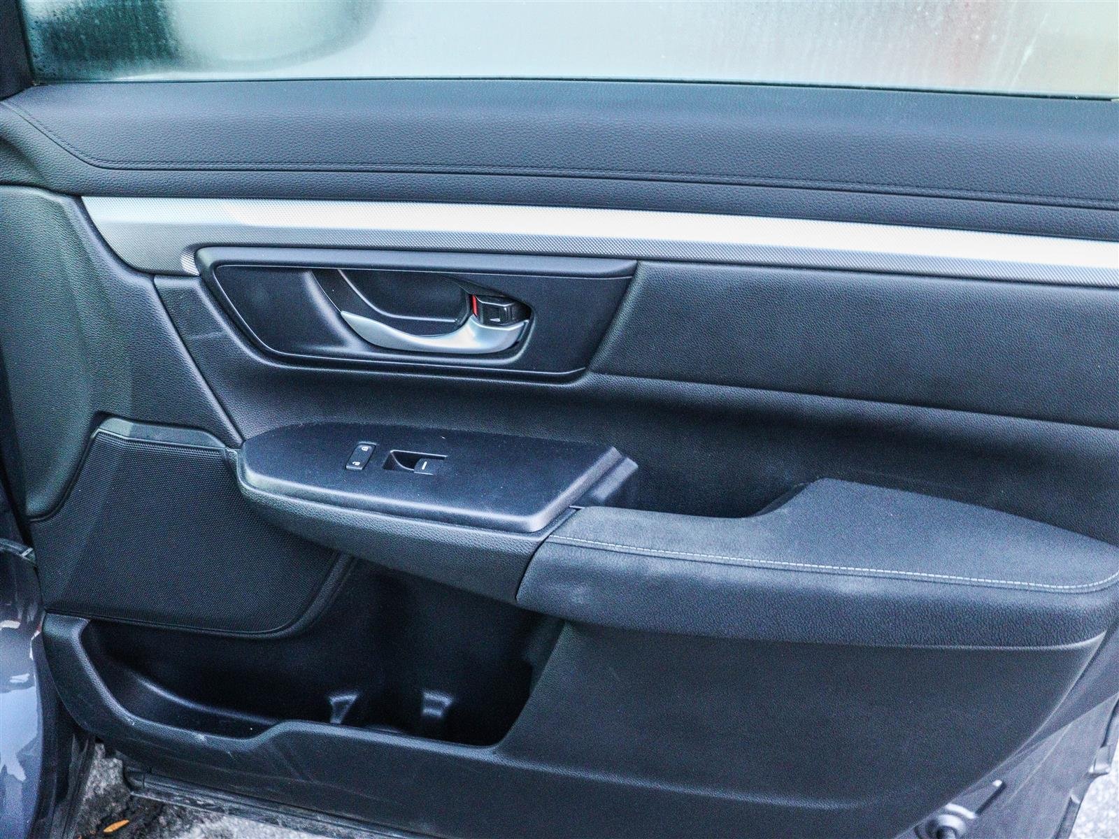 Honda CR-V LX 2018 Grey Ottawa & Gatineau - photo #14