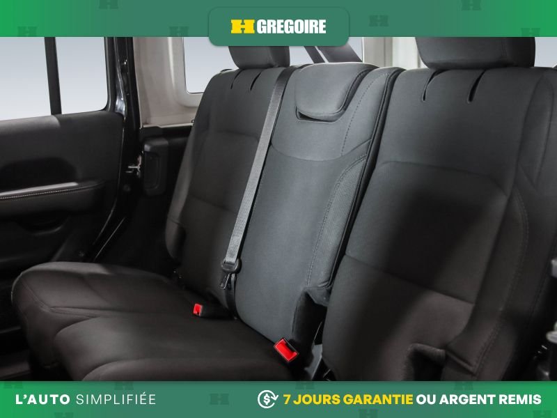 Jeep Wrangler 729636 | Unlimited Sahara 4WD AUTO A/C MAGS NAV CAM RECUL B 2022 Gris Laval - photo #21