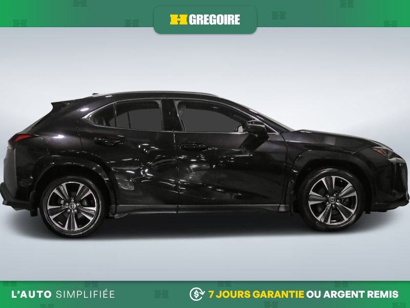 Lexus UX 2023 Noir Blainville - photo #10