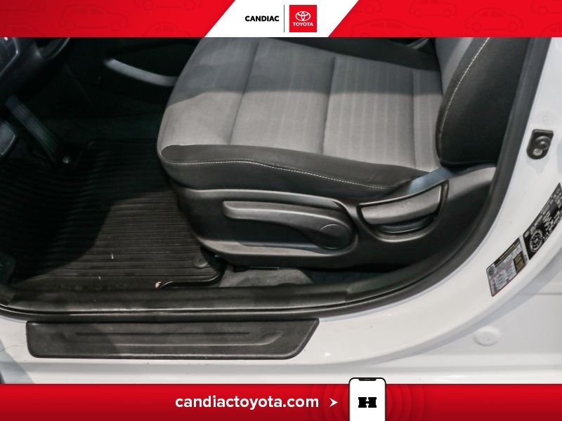 2017 Kia Forte White Laval - photo #16
