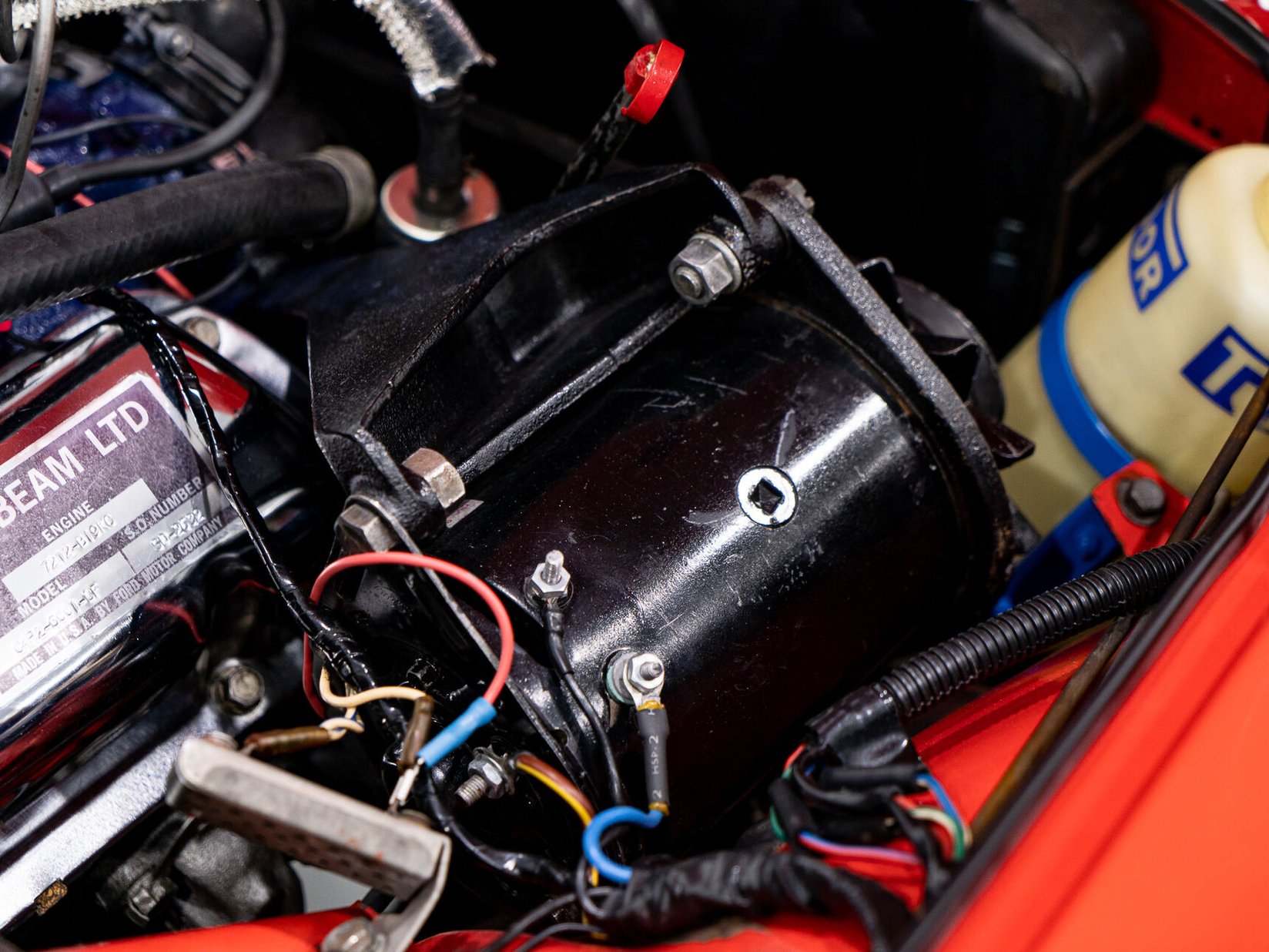 Sunbeam Tiger Unrestored with single repaint **PRIX EN USD** 1967 Rouge Montréal - photo #55