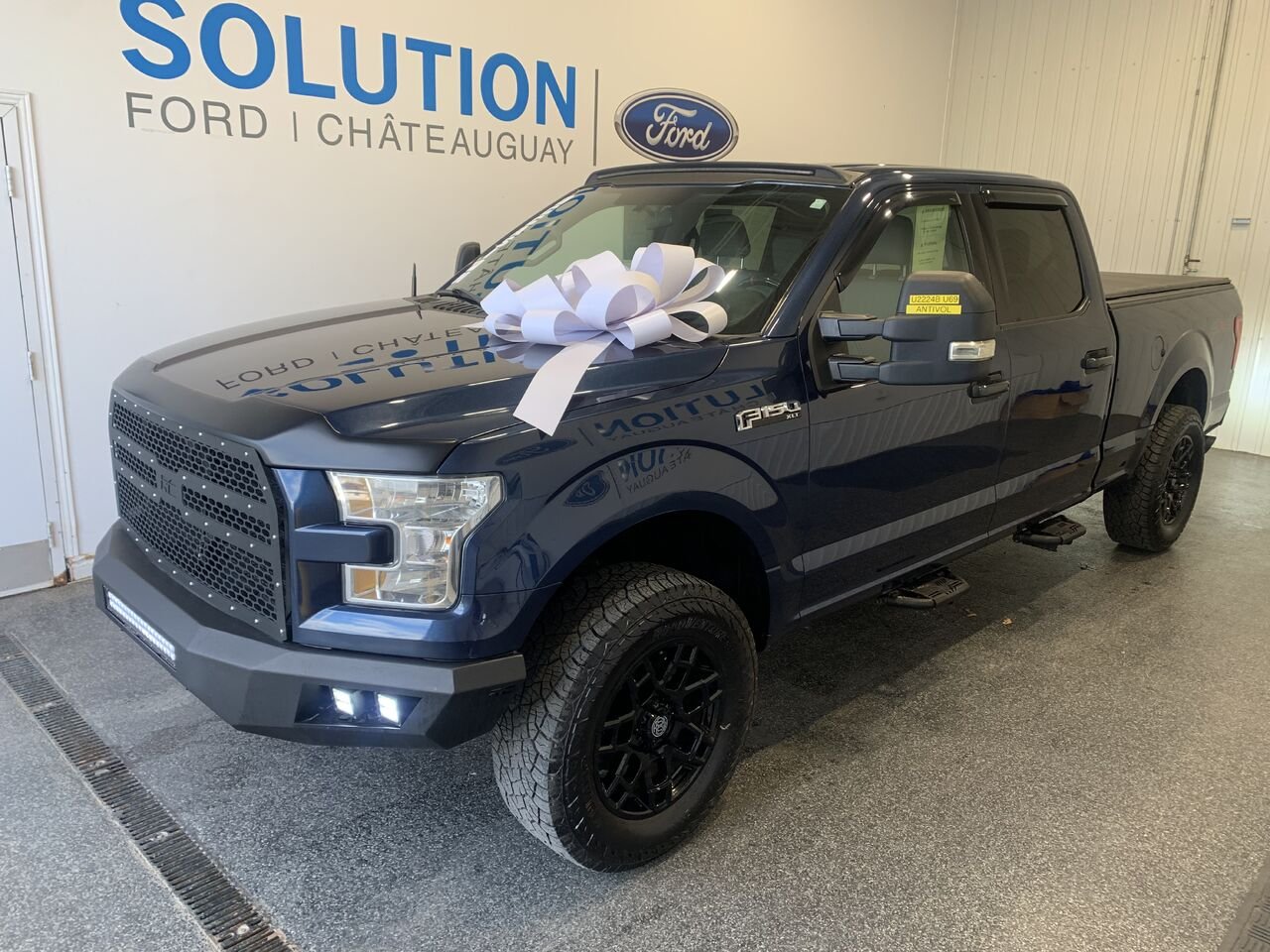 2016 Ford F-150 Cab SuperCrew 4RM 157 po Lariat Blue Châteauguay - photo #0