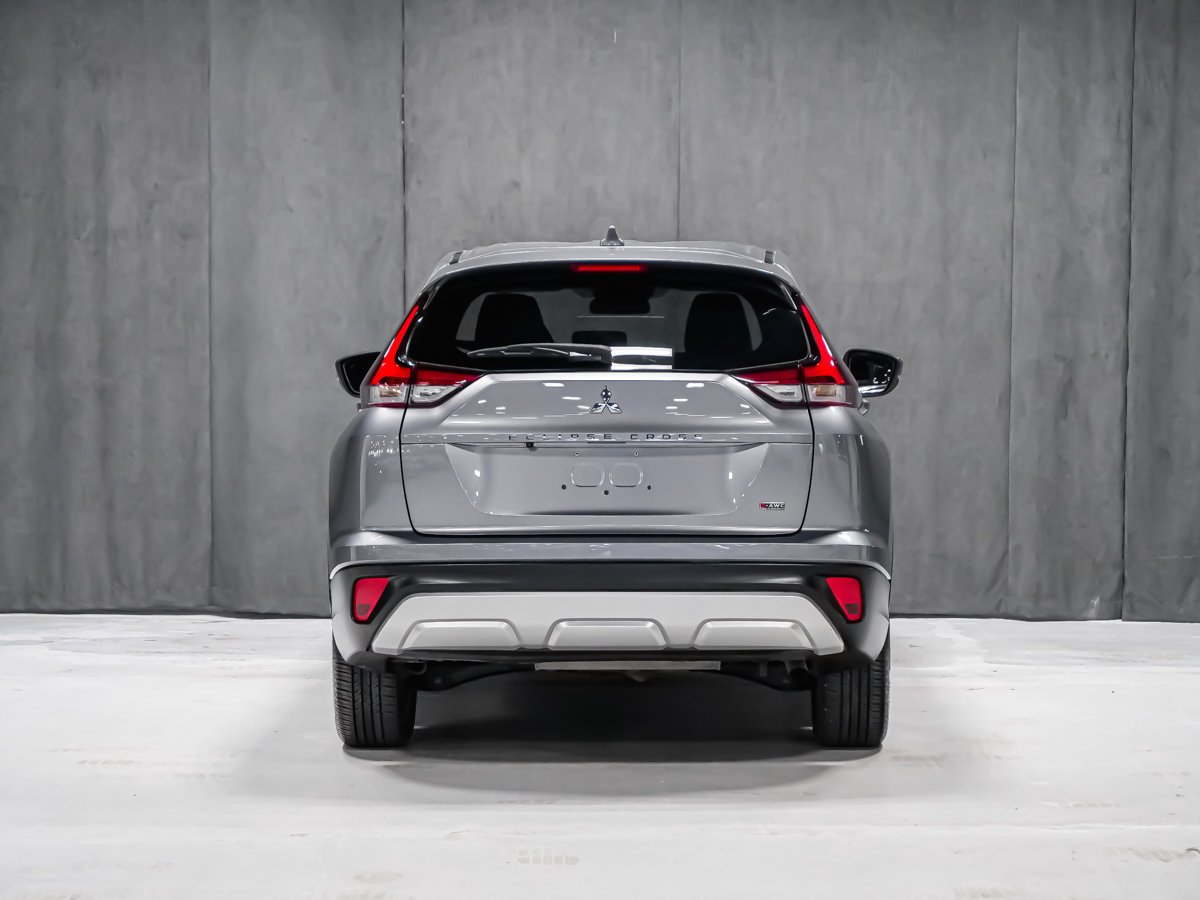 Mitsubishi Eclipse Cross SE 2024 Gris Montréal - photo #4