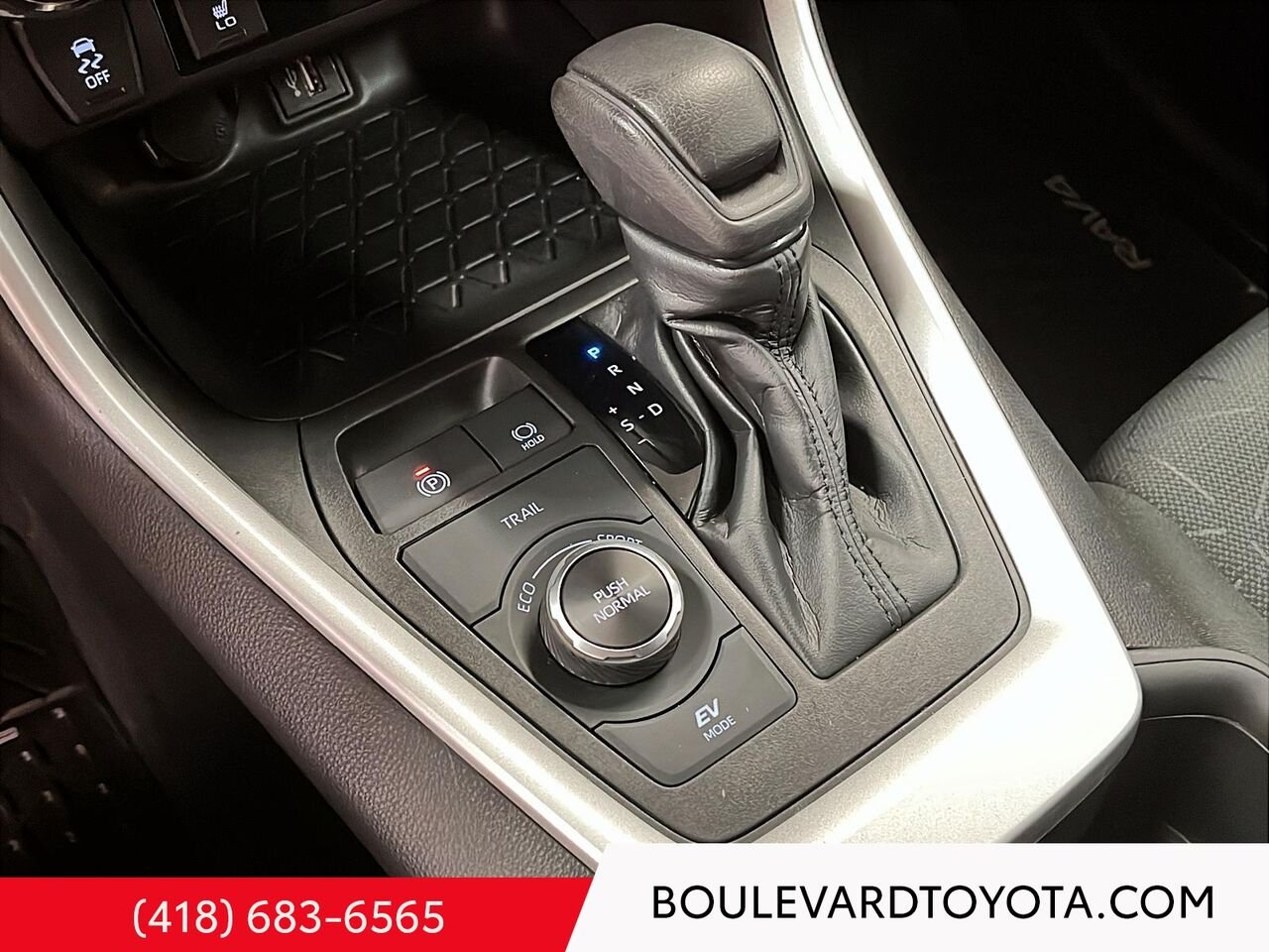 Toyota RAV4 99635A-107 | LE, HYBRIDE 2023 Ciel argent métallisé Québec - photo #14