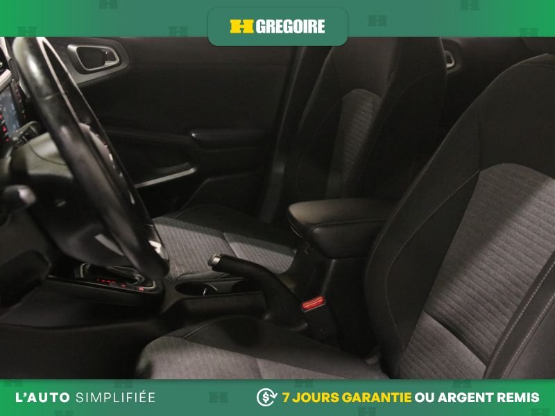 2021 Kia Soul White Saint-Eustache - photo #13