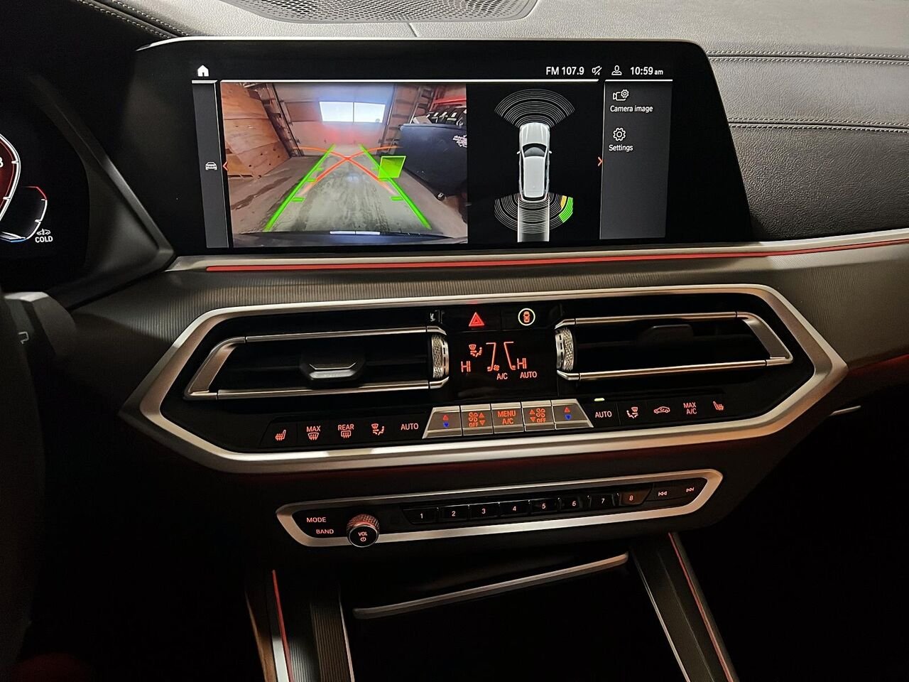 2022 BMW X5 Black Québec - photo #17
