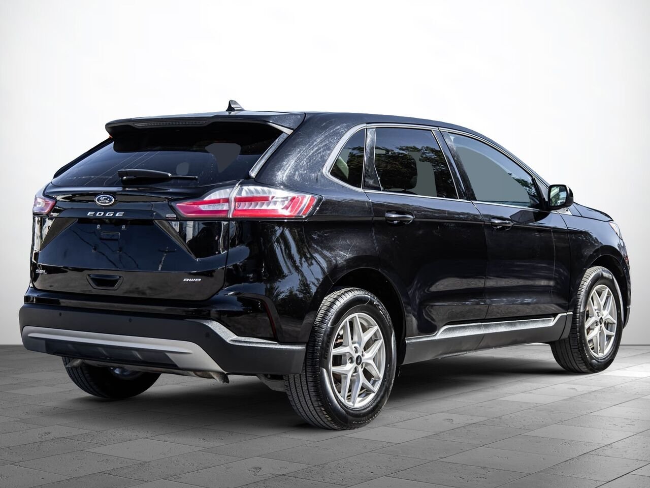 2024 Ford Edge Black Sainte-Julienne - photo #5