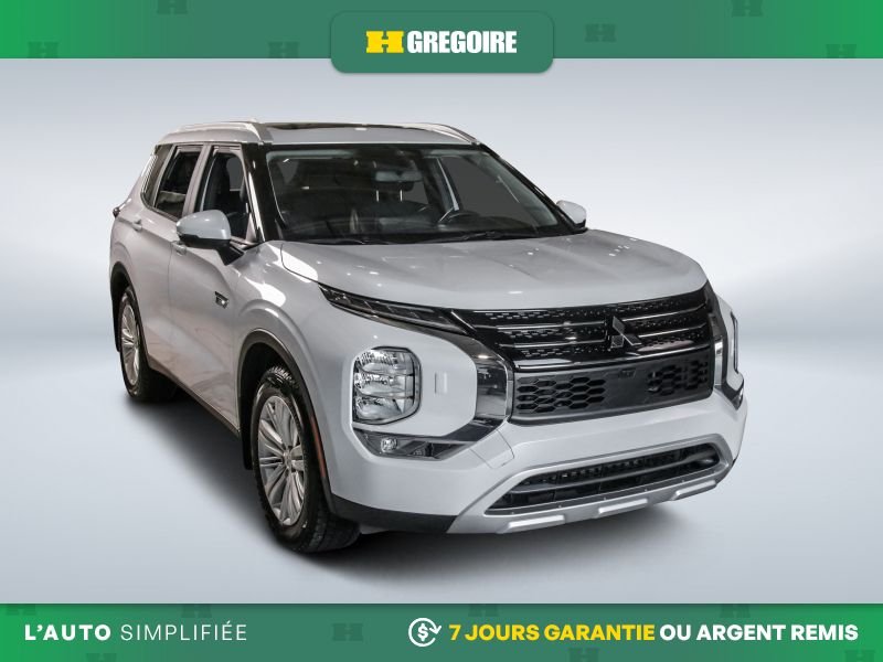 2025 Mitsubishi Outlander White Blainville - photo #0