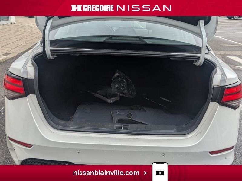2021 Nissan Sentra White Laval - photo #10