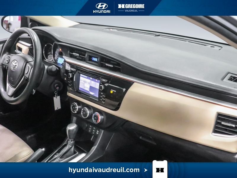 Toyota Corolla YA926 | 4dr Sdn CVT LE 2015 Beige Laval - photo #28