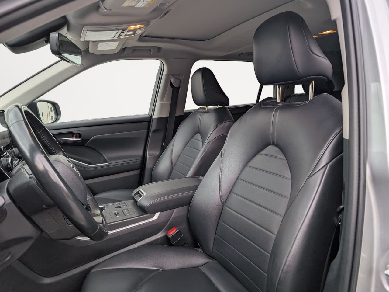 2023 Toyota Highlander 5TDKDRBH8PS027958 Silver Sherbrooke - photo #6