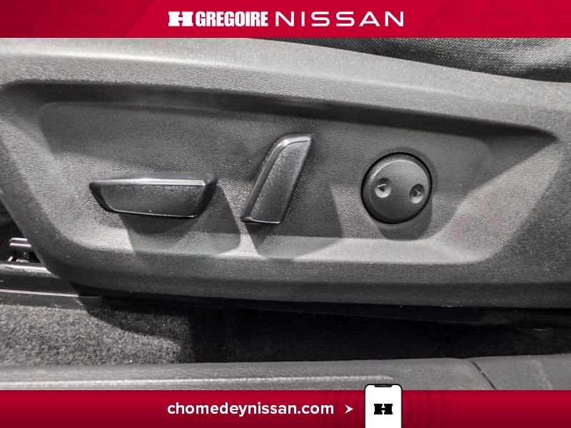 2025 Nissan Rogue Grey Blainville - photo #18