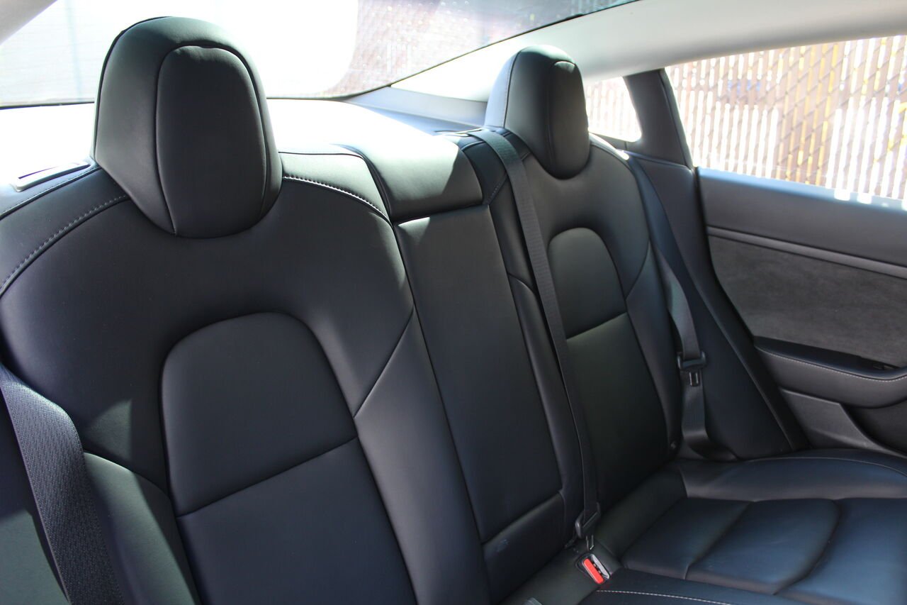 Tesla Model 3 VIN: 5YJ3E1EA9NF352606 2022 Gris Sainte-Rose - photo #9