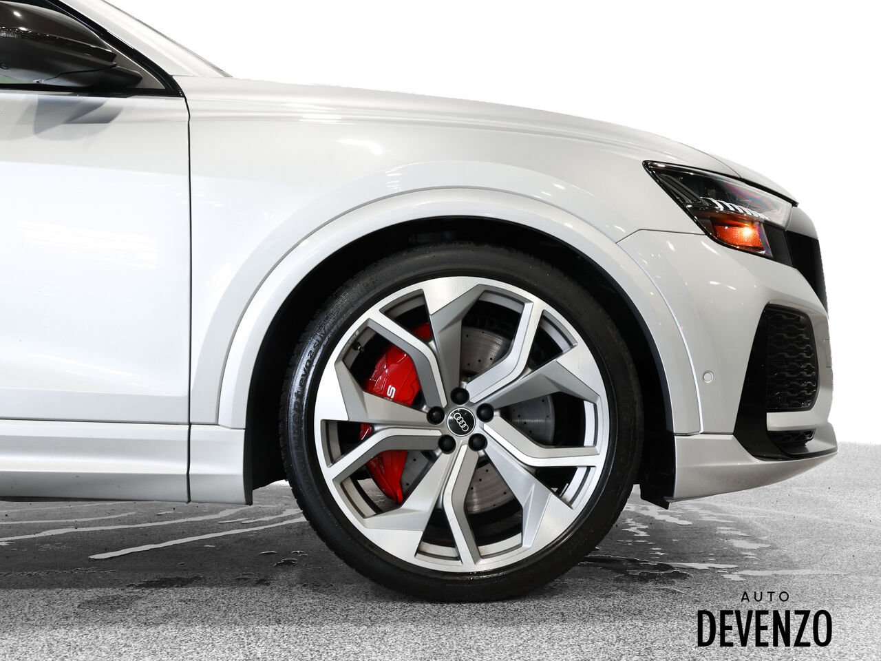 2022 Audi RS Q8 Silver Saint-Eustache - photo #4