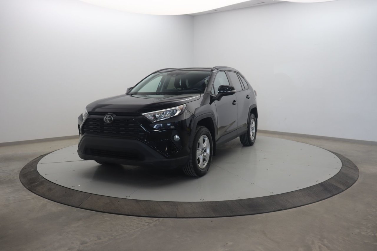 Toyota RAV4 XLE 2019 Noir Baie-Comeau - photo #0