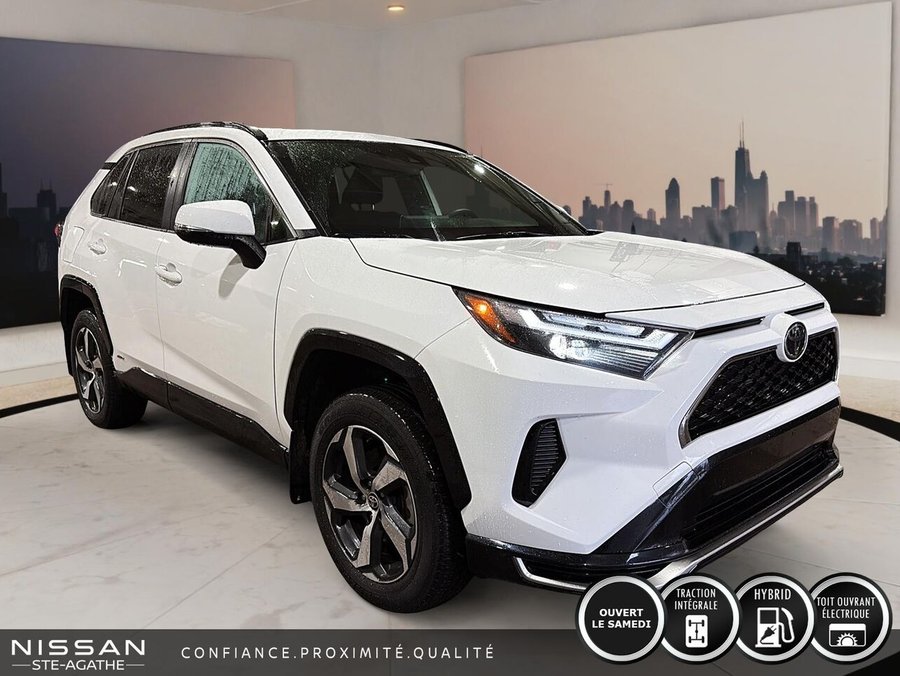 2025 Toyota RAV4 hybride rechargeable SE TI White