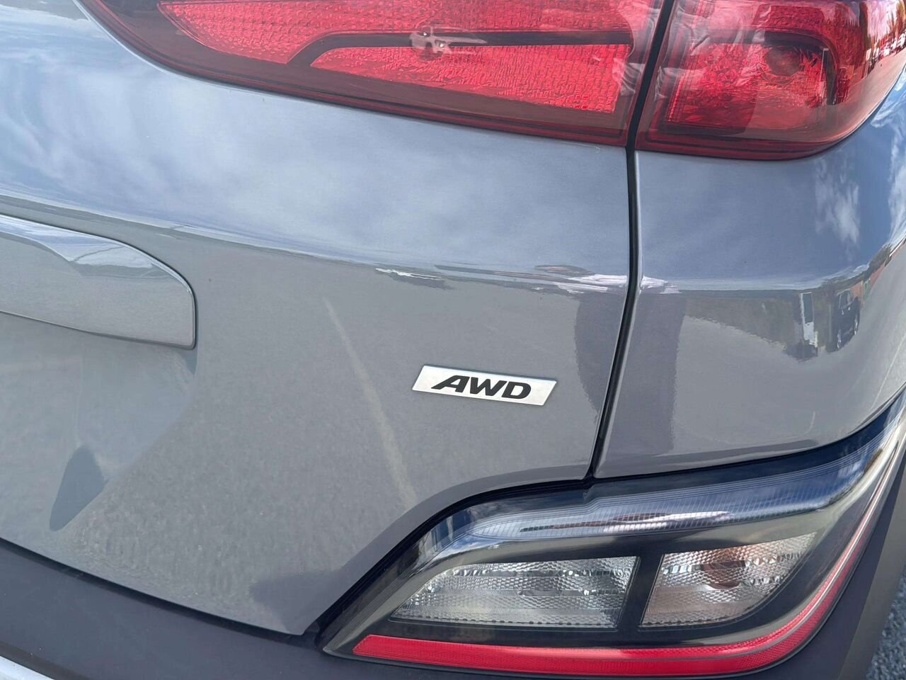 Hyundai Kona 2.0L Preferred TI 2023 Gris Gatineau - photo #8