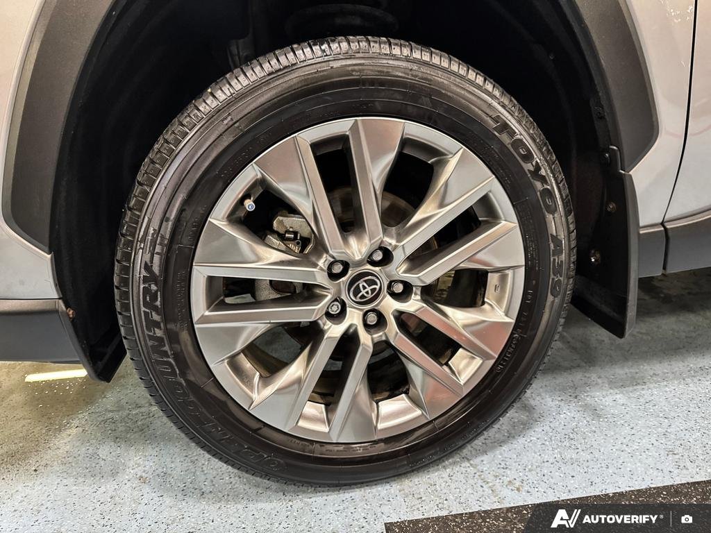 2021 Toyota RAV4 2602370A | XLE Silver Edmonton - photo #5