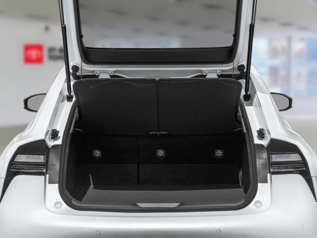 2027 TOYOTA Prius Plug-In Hybrid Reservoir Blue Saint-Basile-le-Grand - photo #7