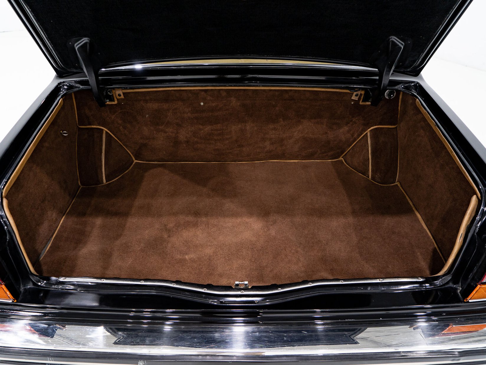 Rolls Royce Silver Spur **PRIX EN USD** 1981 Noir Montréal - photo #84