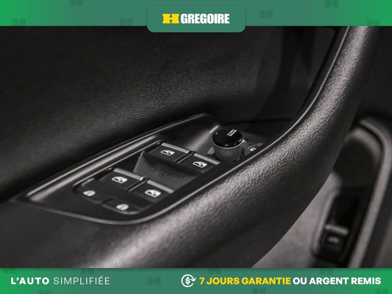 2019 Audi Q8 White Blainville - photo #15