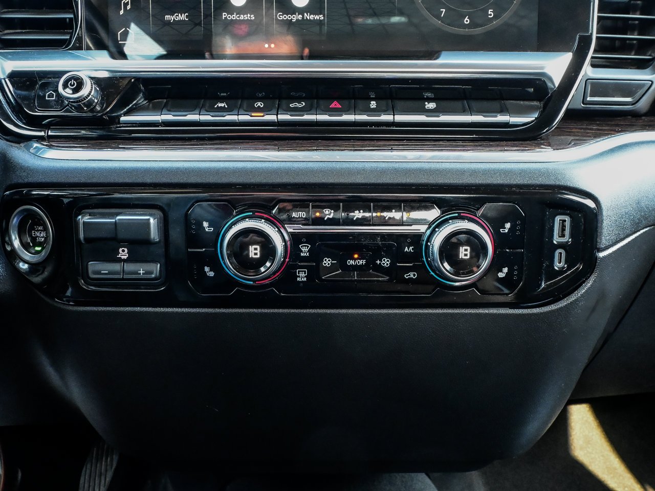 2023 GMC Sierra 1500 4WD Crew Cab 147 Elevation Black Sherwood Park - photo #26
