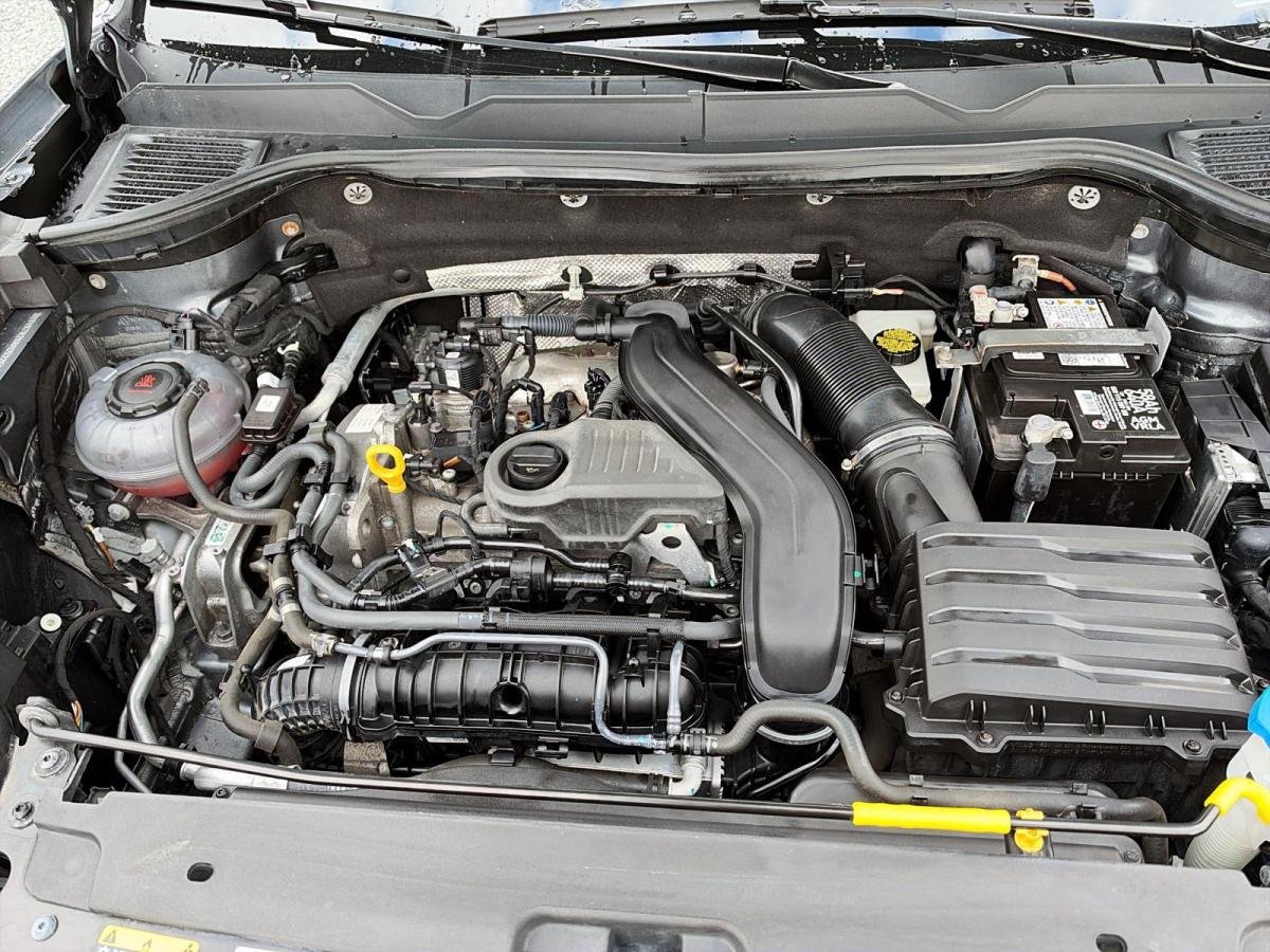 Volkswagen Taos 2024 Gris Rouyn-Noranda - photo #6