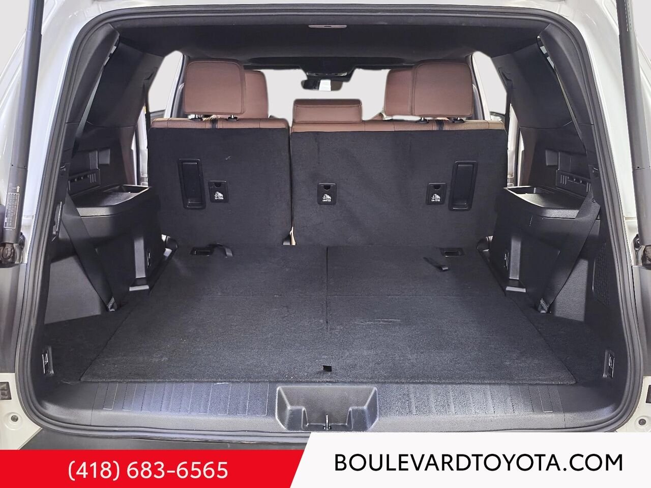 2025 Toyota 4RUNNER 100761A-69 | GROUPE LIMITED, 7 PLACES, 4X4 White Québec - photo #24