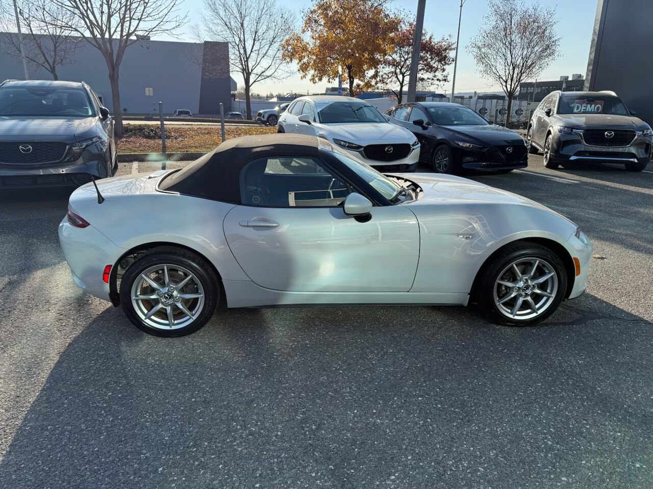 Mazda MX-5 2016 Blanc Ste-Marie - photo #8