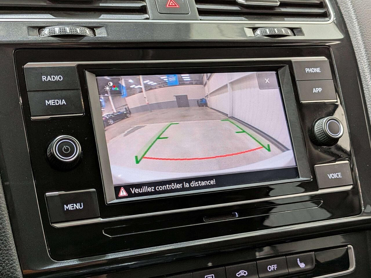 2020 Volkswagen Golf Comfortline 5-door Auto White Val-David - photo #22