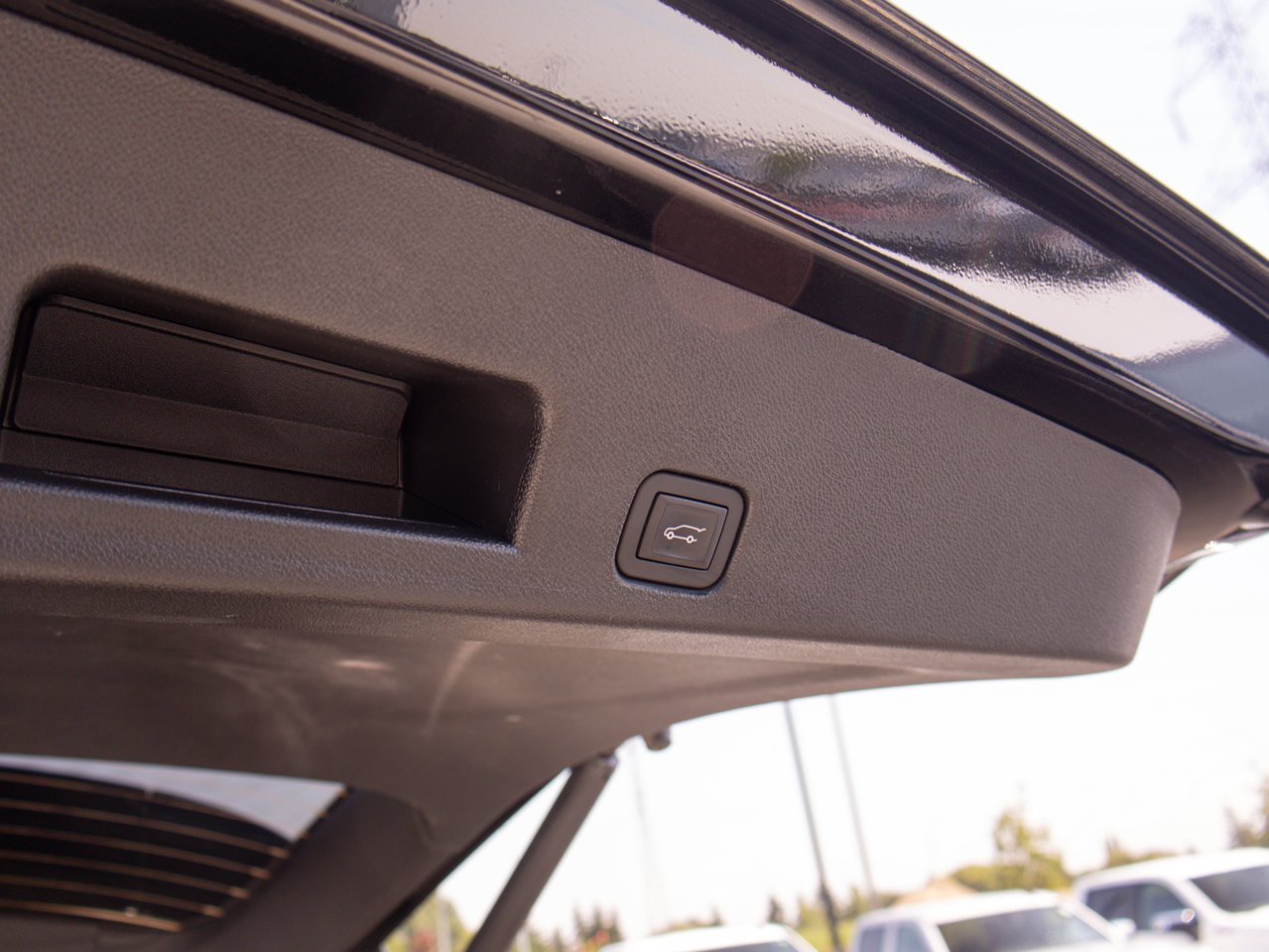 2026 Chevrolet Traverse AWD 4dr LT Black Sherwood Park - photo #11