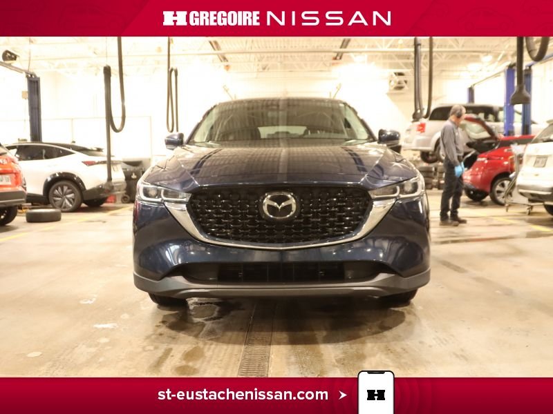 Mazda CX-5 SA4860 | GS AWD FAIBLE KILOMETRAGE MAGS VITRES TEINTEES 2023 Bleu Laval - photo #1