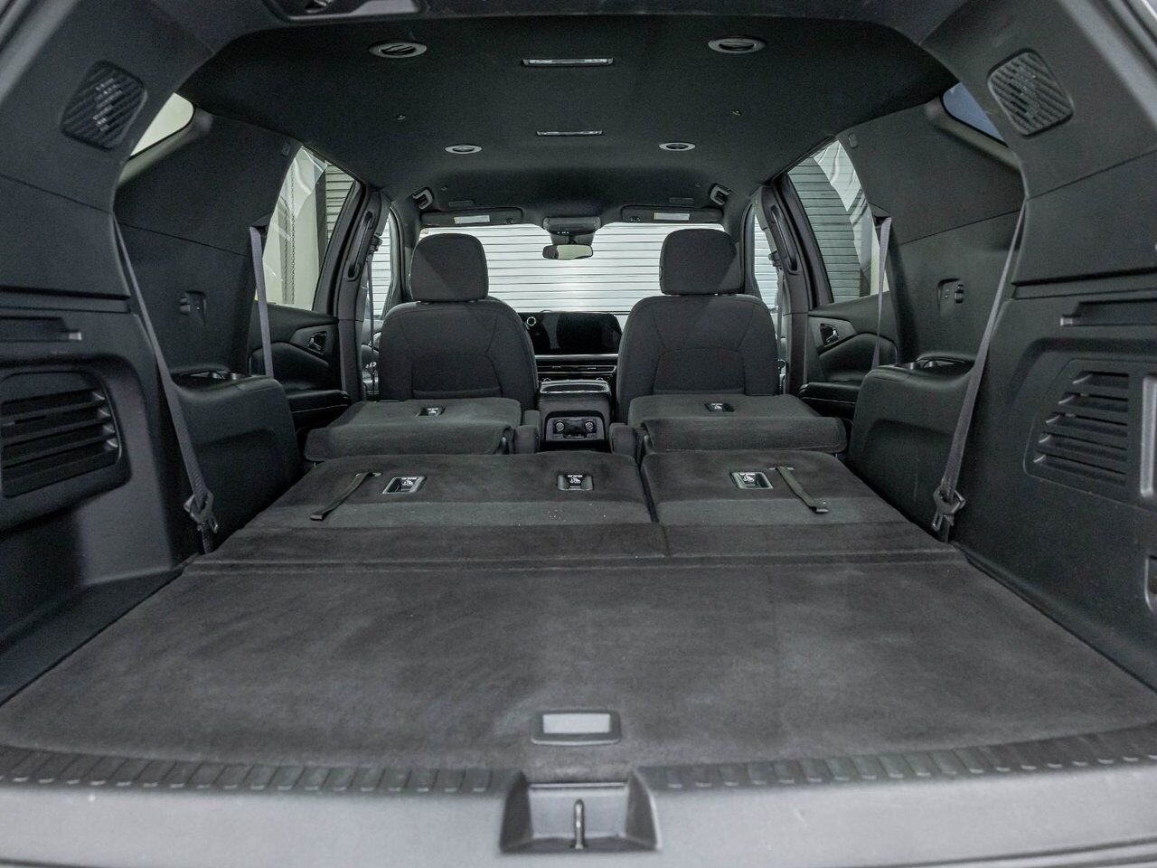 Chevrolet Traverse LT SPORT AWD 7 PLACES *CAM 360* GR REMORQ *CARPLAY 2024 Gris Saint-Jérôme - photo #31