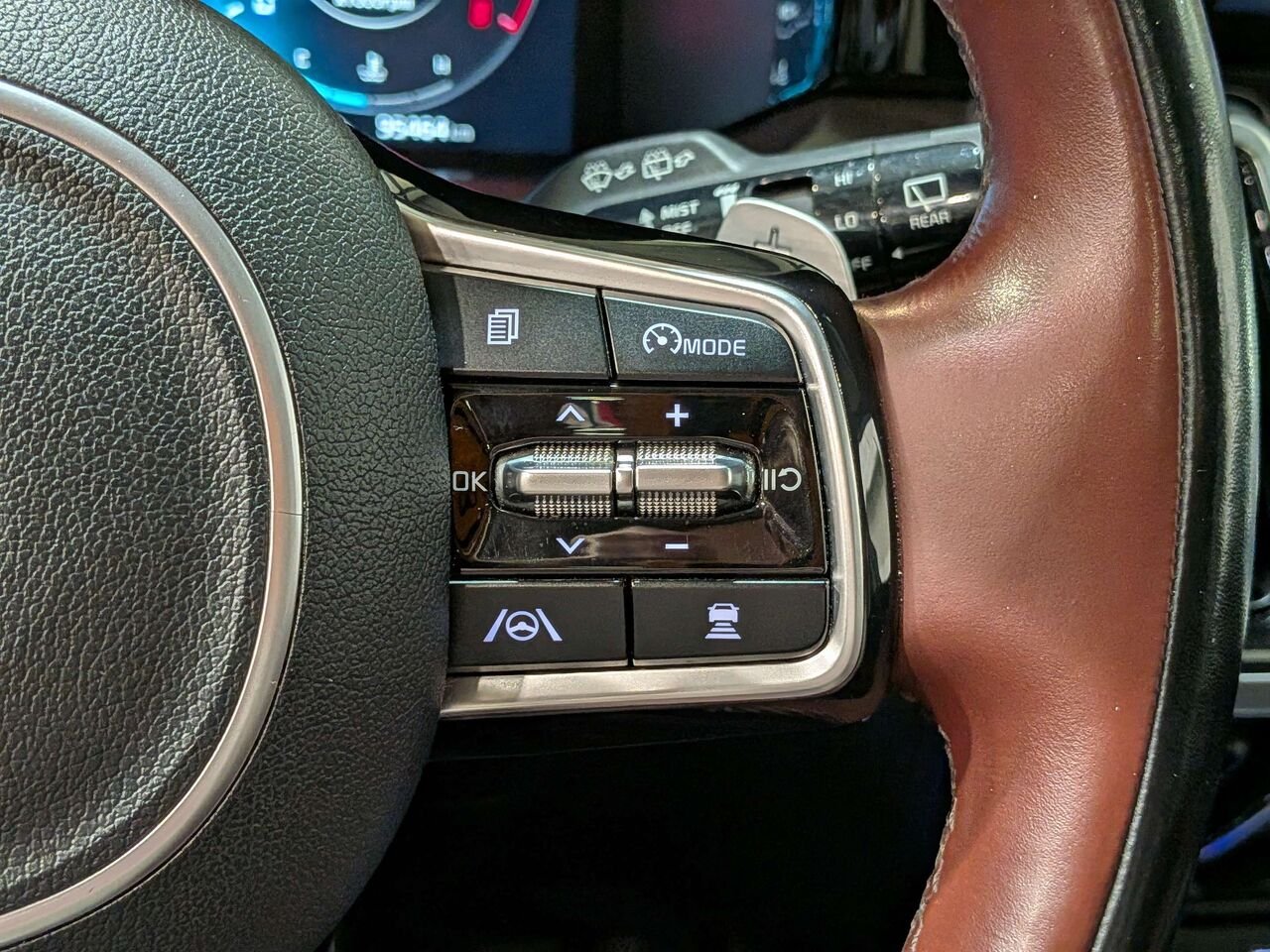 2022 Kia Sorento SX AWD w/Burgundy Leather Grey Val-David - photo #16
