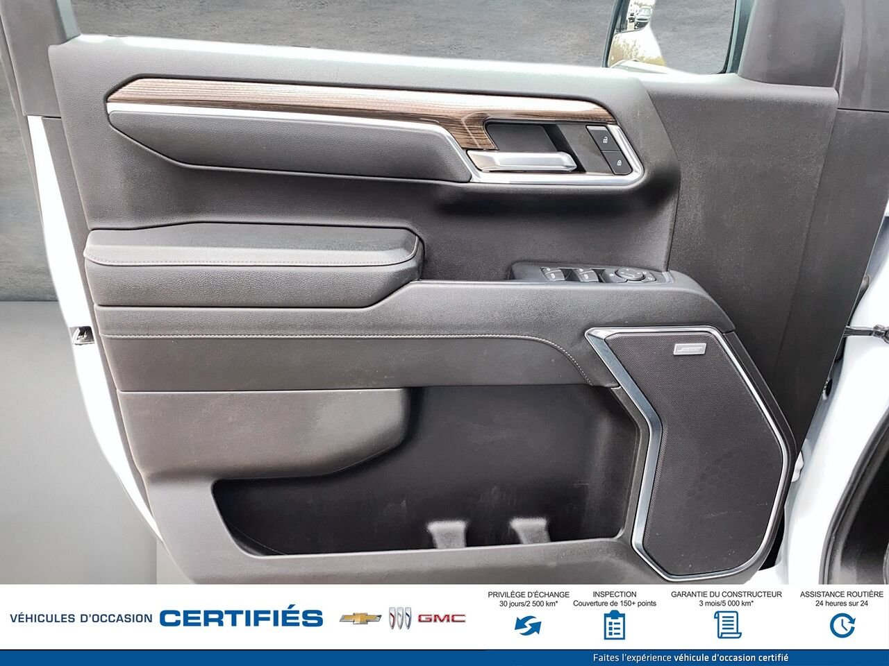 CHEVROLET SILVERADO LT Trail Boss cabine multiplace 4RM 157 po 2024 Blanc Montmagny - photo #10