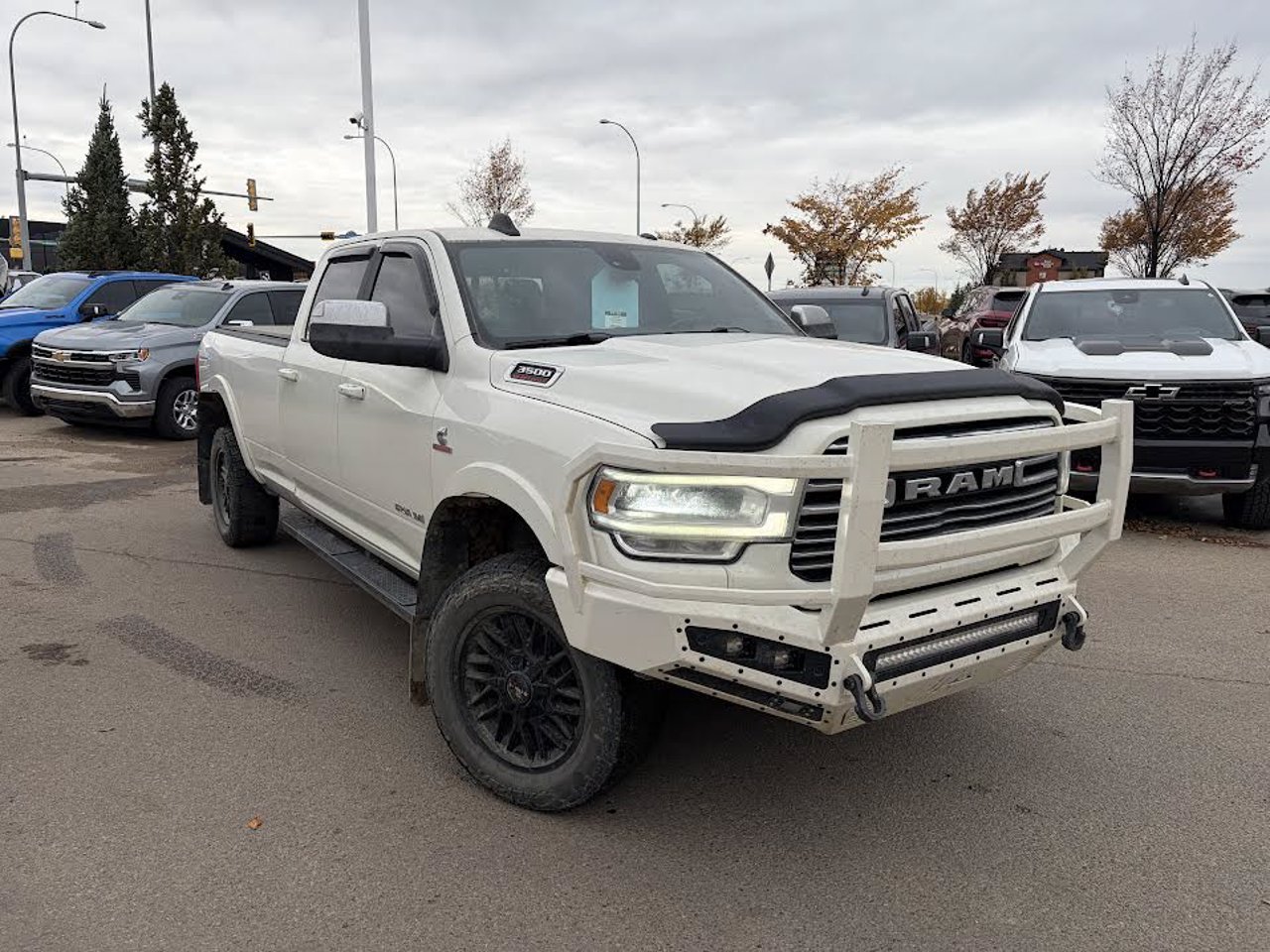 2022 Ram 3500 Laramie 4x4 Crew Cab 8' Box White Sherwood Park - photo #1