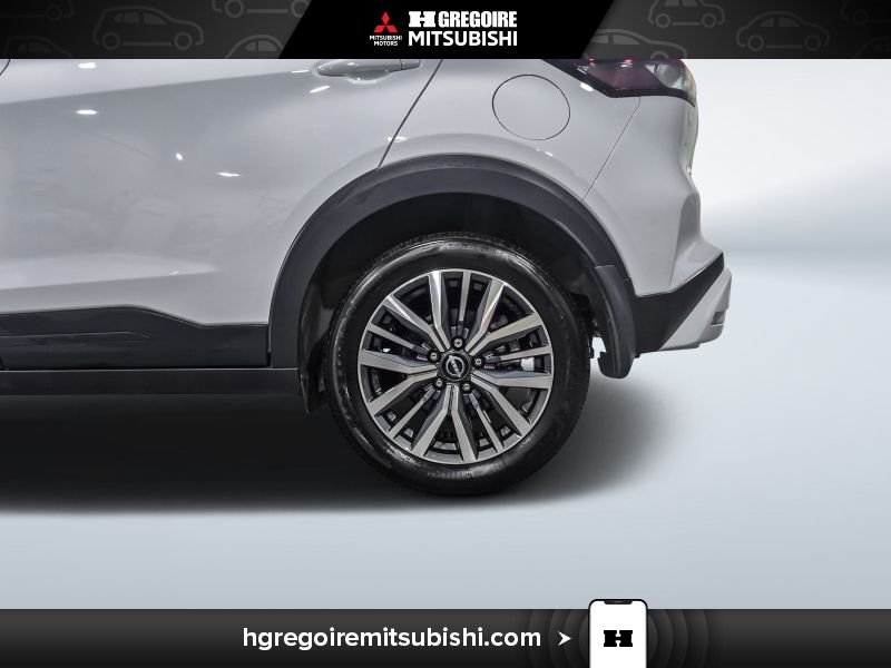 Nissan Kicks MA4607 | SV * Mags * Caméra * Carplay * Bluetooth 2025 Blanc Laval - photo #11