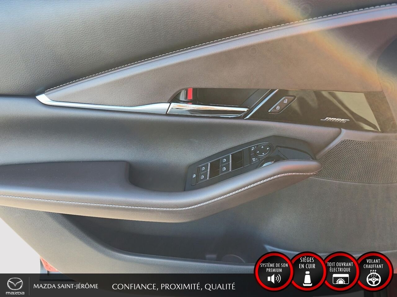 2023 Mazda CX-30 GT | 1 PROPRIÉTAIRE | JAMAIS ACCIDENTÉ | AWD | CUIR | TOIT OUVRANT | MAGS NOIR Red Saint-Jérôme - photo #11