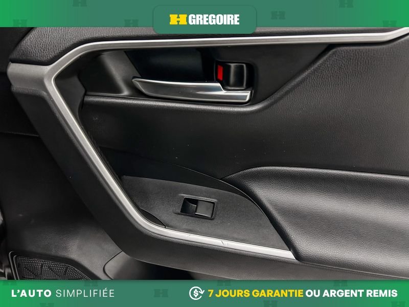 2021 Toyota Rav 4 Black Blainville - photo #15