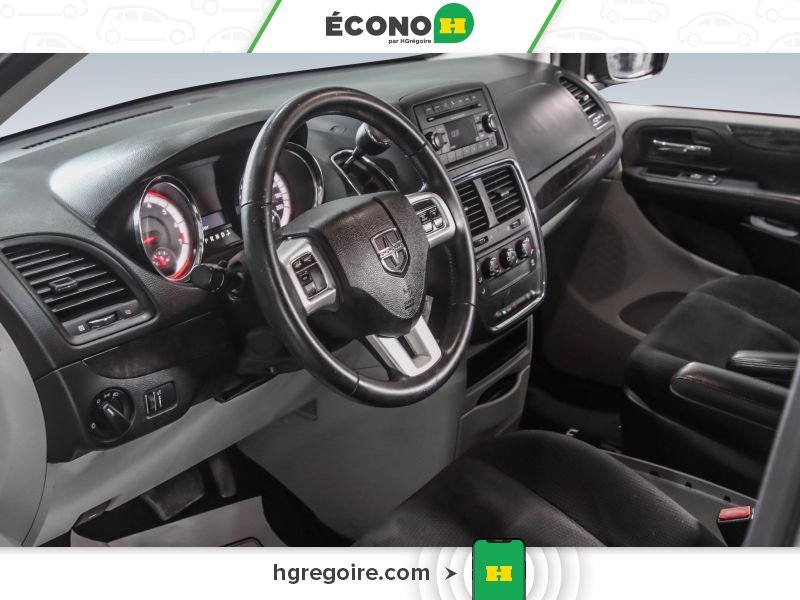 Dodge GR Caravan 2017 Gris Laval - photo #14