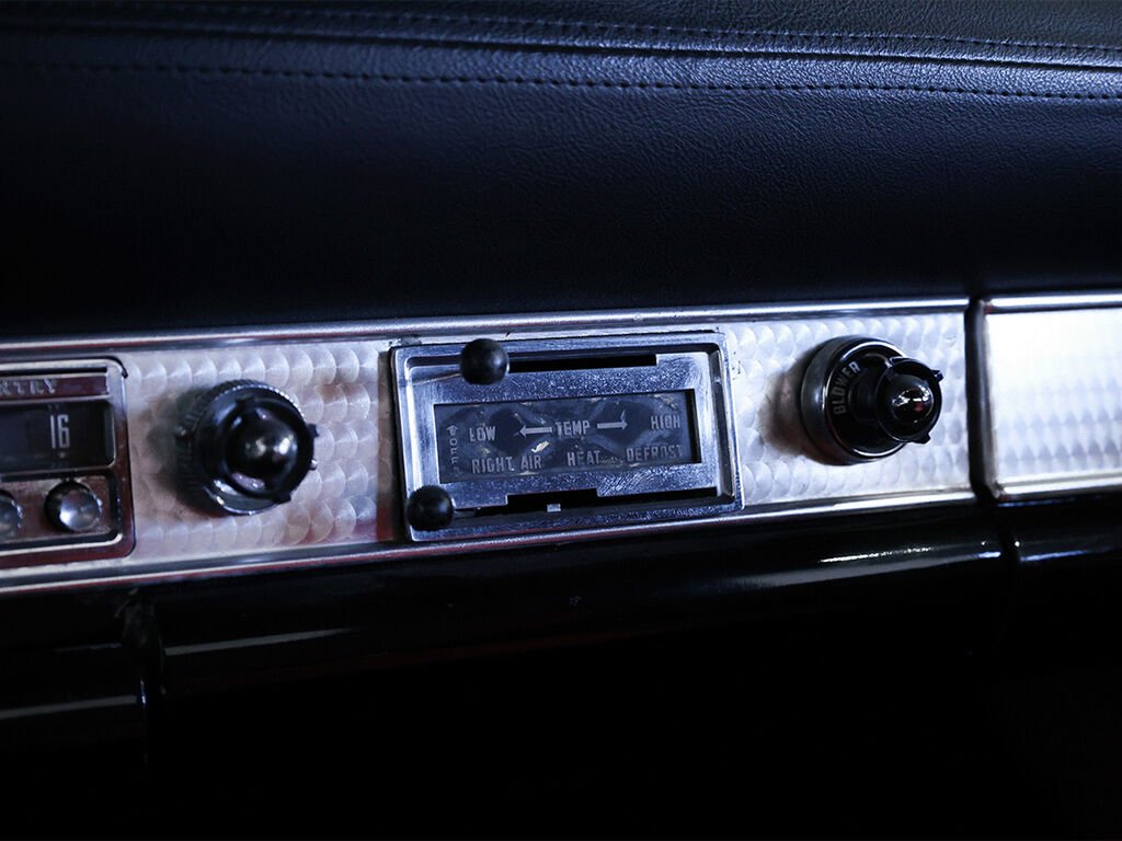 1957 Ford Thunderbird Black Saint-Eustache - photo #13