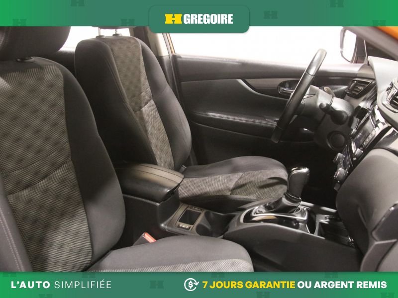 Nissan Qashqai 823401 | SV AWD AUTO A/C TOIT MAGS CAM RECUL BLEUTOOTH 2021 Orange Laval - photo #27