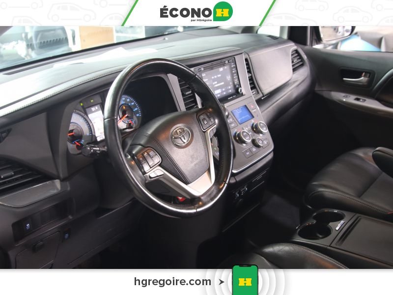 Toyota Sienna 2018 Gris Blainville - photo #16