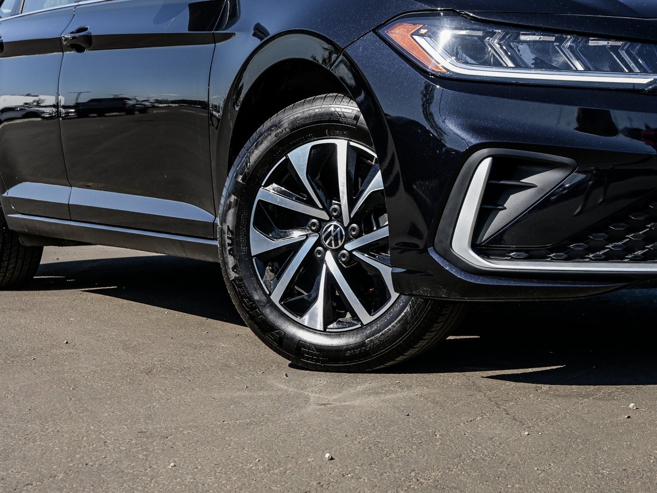 2025 Volkswagen Jetta Trendline Auto Black Sherwood Park - photo #5