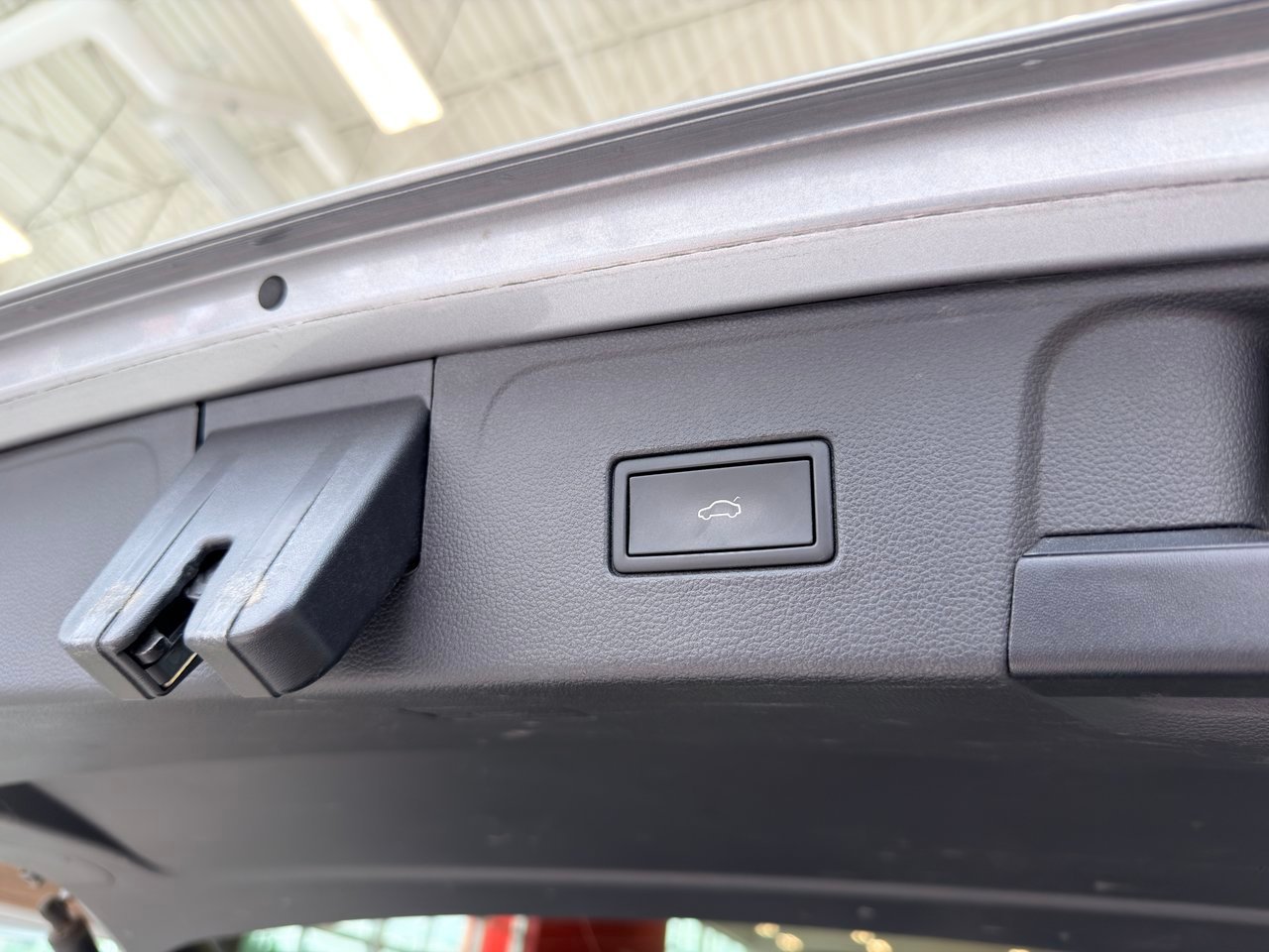 2021 Volkswagen Atlas Silver Notre-Dame-des-Prairies - photo #15