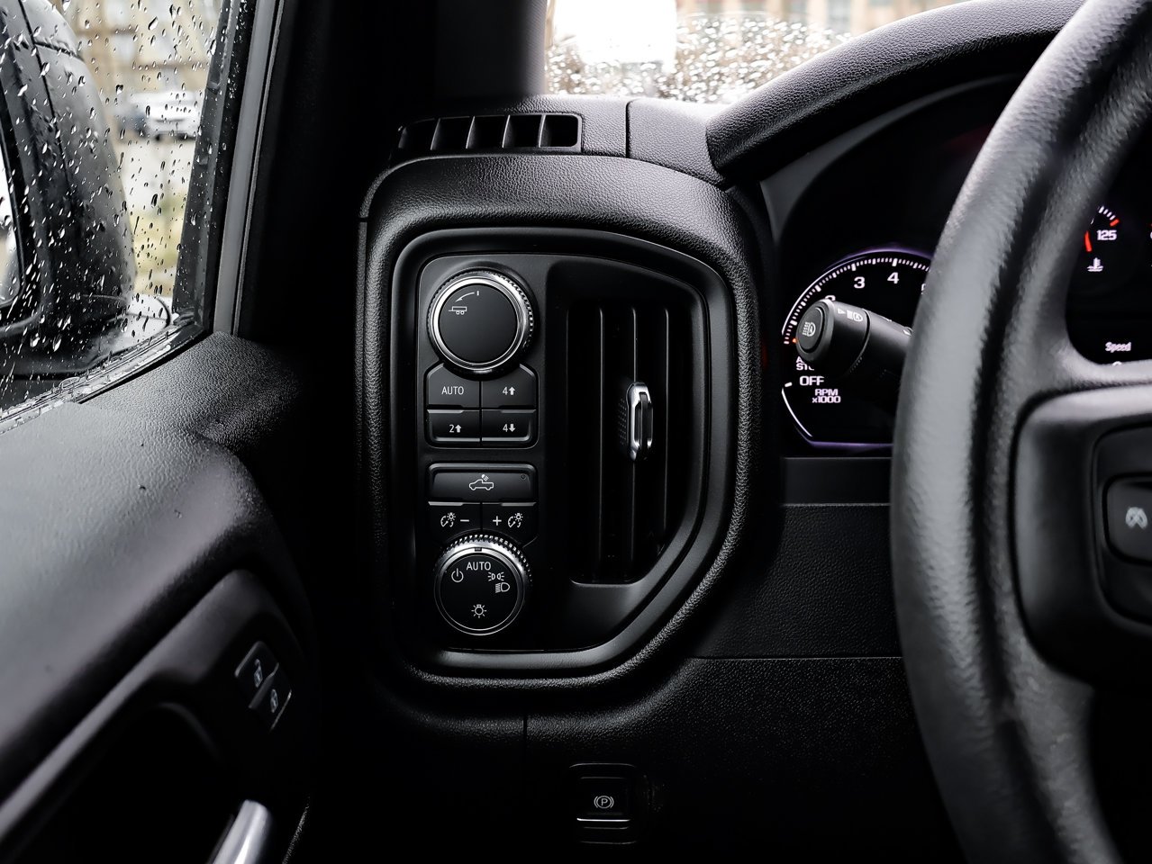 2024 GMC Sierra 1500 4WD Crew Cab 147 Pro Black Sherwood Park - photo #17