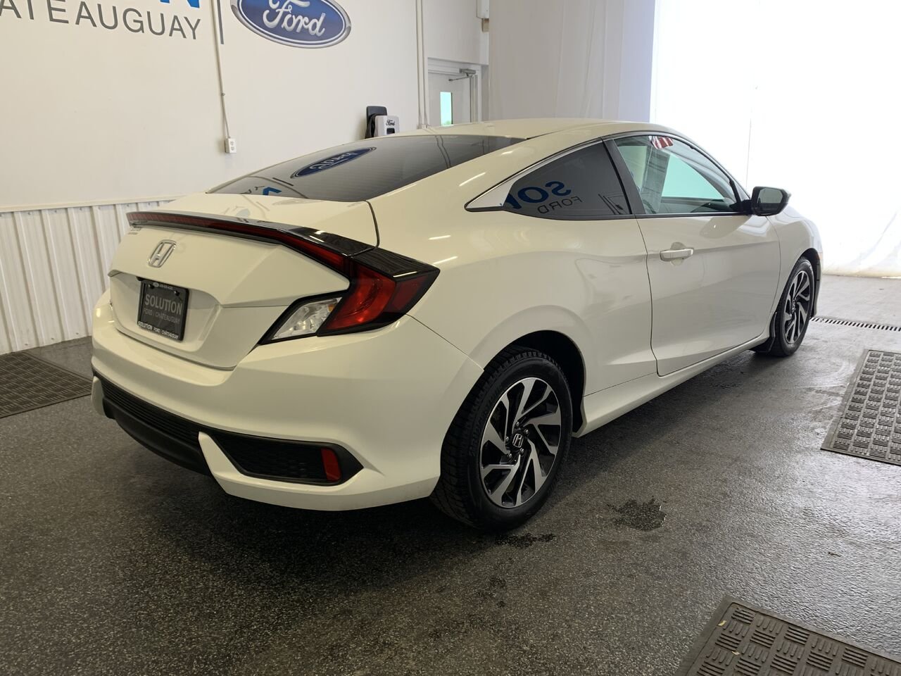 2017 Honda Civic Coupé LX White Châteauguay - photo #4