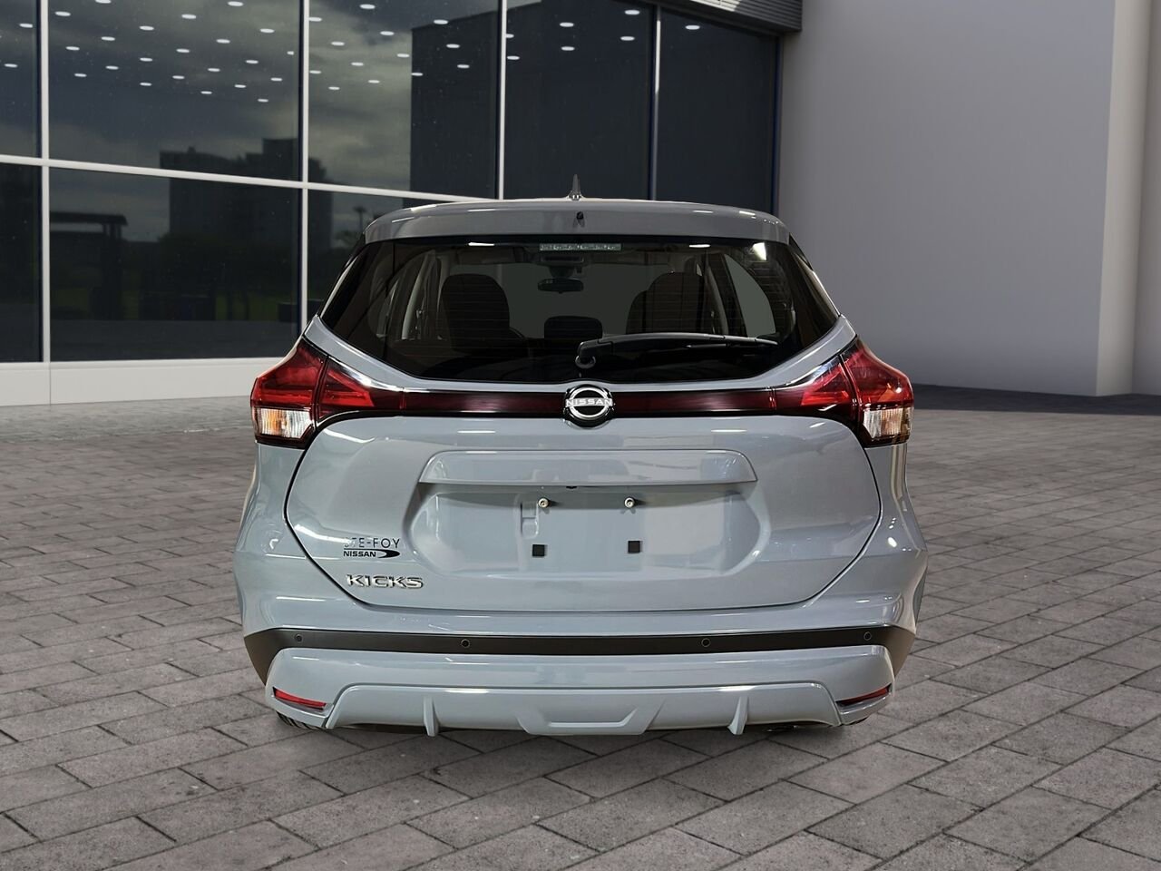 Nissan Kicks S TA 2024 Gris Québec - photo #2