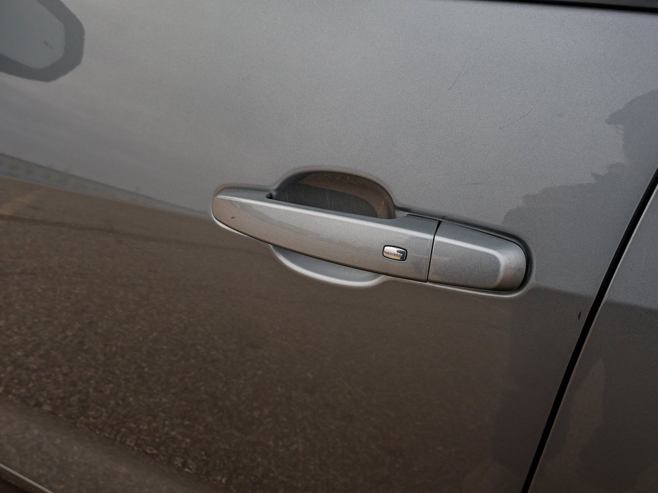 2024 Chevrolet Blazer AWD 4dr RS Grey Sherwood Park - photo #7