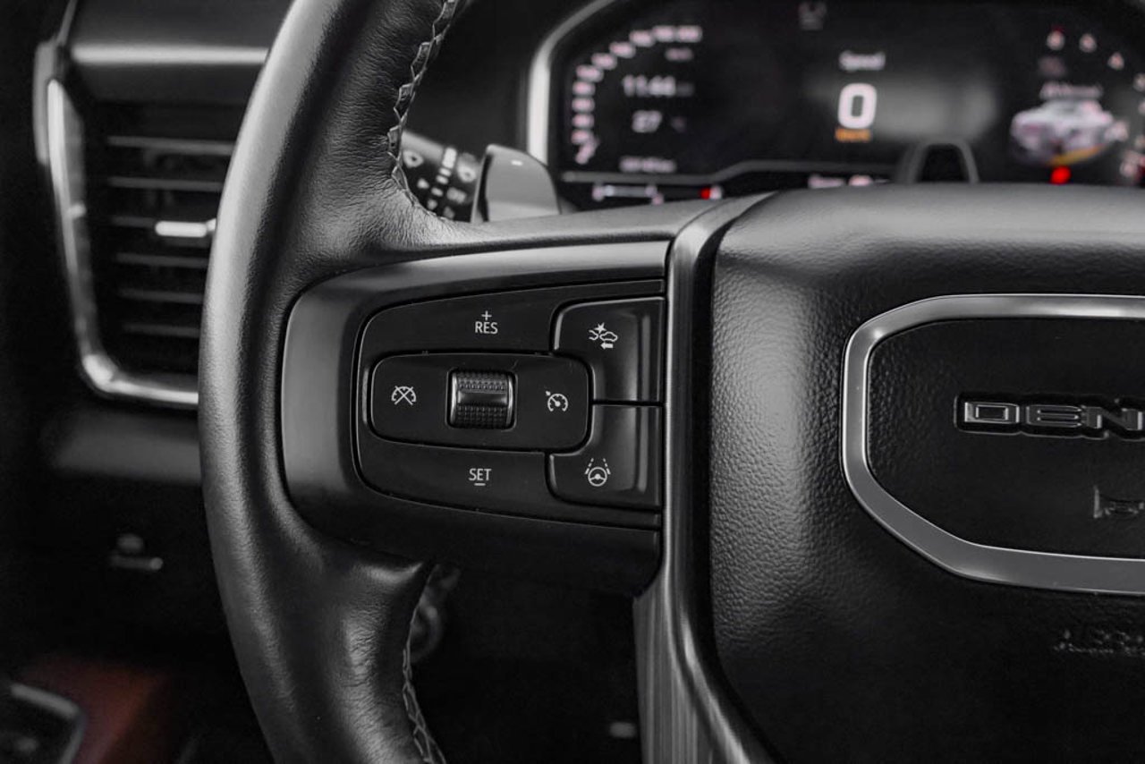 2025 GMC Sierra 1500 4WD Crew Cab 147 Denali Ultimate Grey Sherwood Park - photo #20